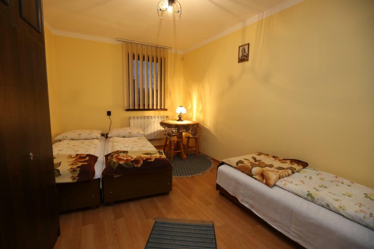 Malgosia - 10 Minut Na Piechote Do Stoku Narciarskiego I Basenow Termalnych Bania Białka Esterno foto